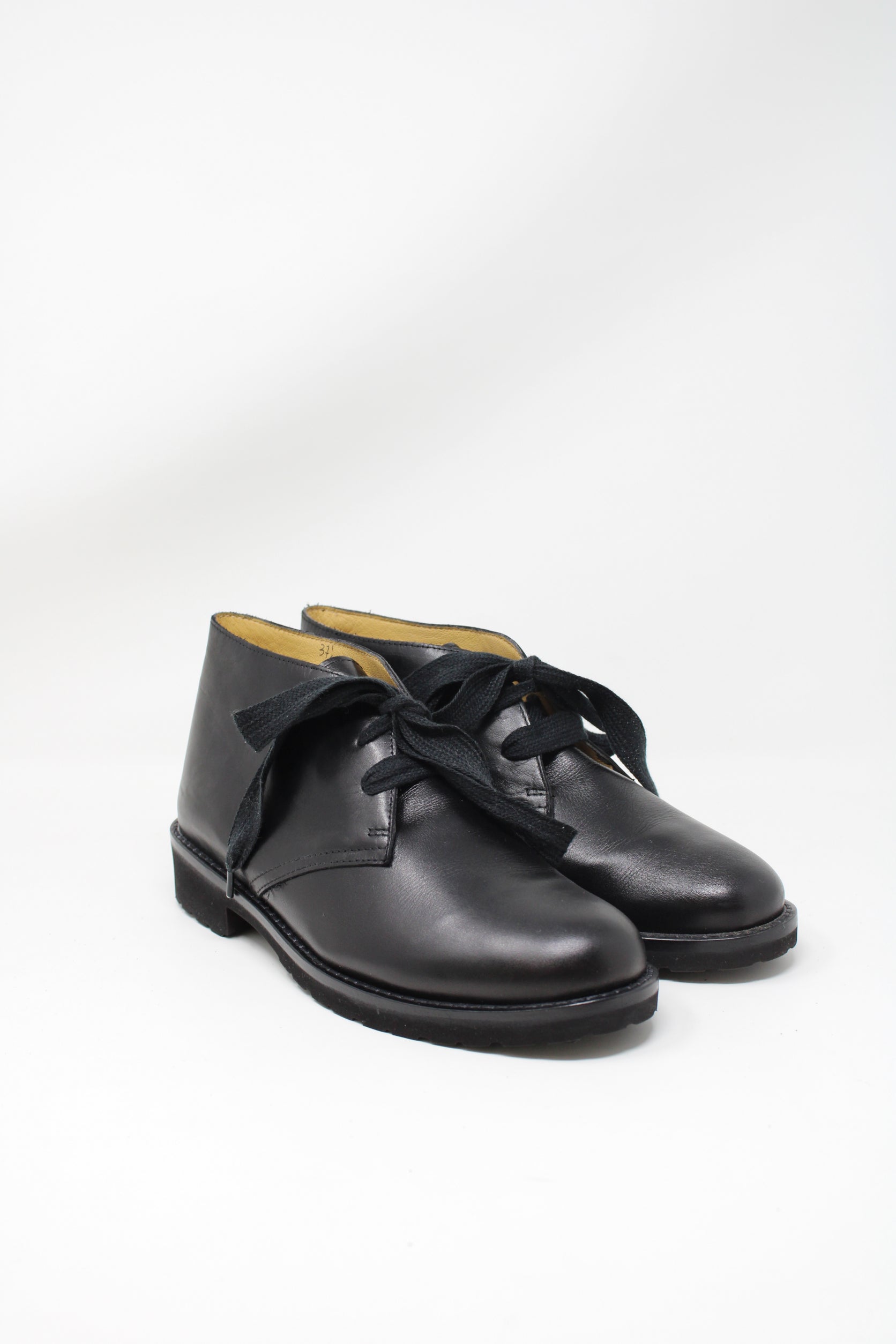 Amber Leather Black